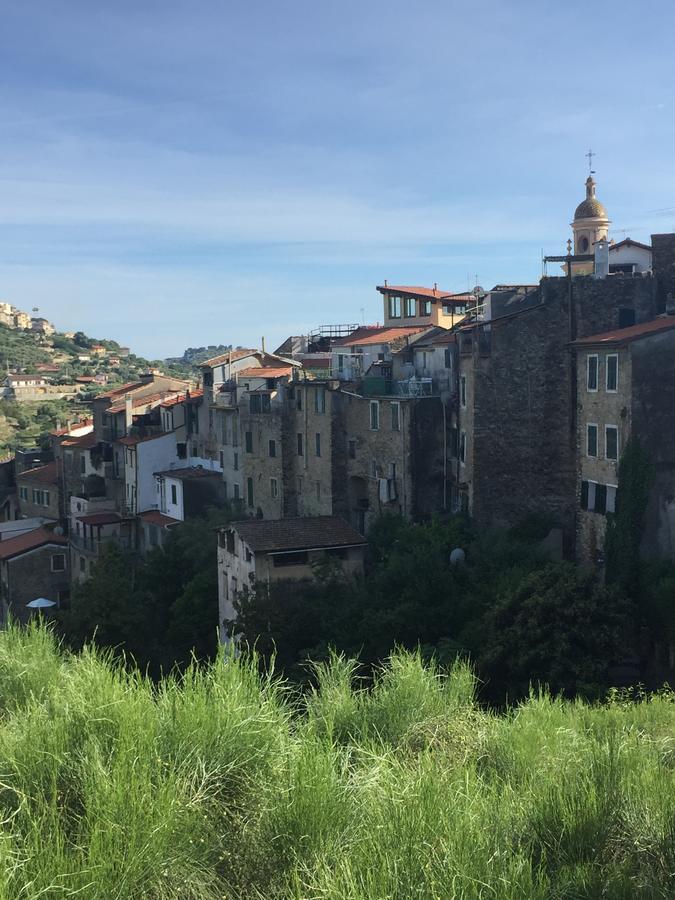 A Ca Du Barba Ge Bed & Breakfast Vallebona Exterior photo